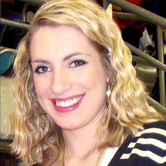 Meet your Posher, Brittanie - Picture 1 of 1